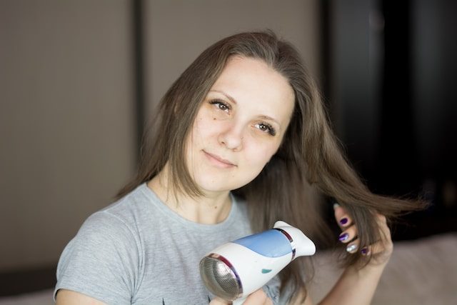 Як правильно доглядати волосся: 10 помилок, які ми робимо щодня – Modista - Жіночий журнал Як правильно доглядати волосся: 10 помилок, які ми робимо щодня