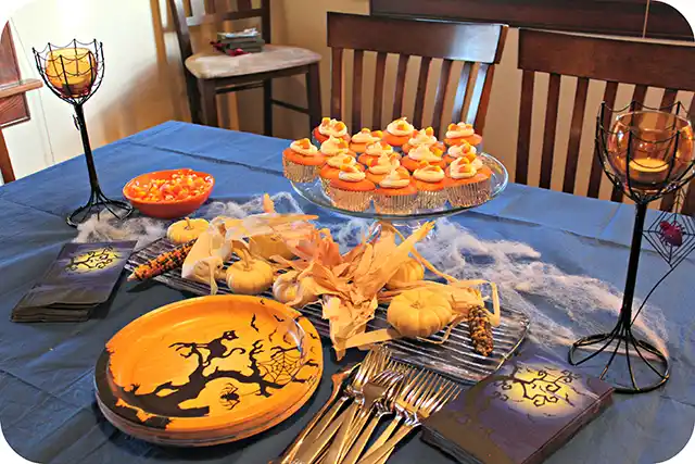 Stylish and Trendy Halloween 2025 Table Setting Ideas – Modista Women's Magazine Розвиток - Стильні та модні ідеї сервірування святкового столу на Хелловін 2023