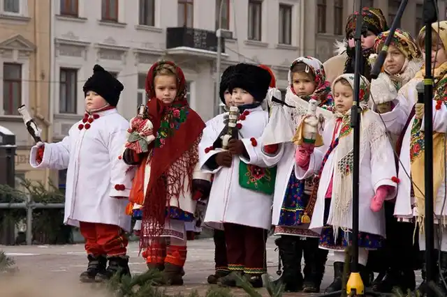 Найкращі колядки для діток 4-5 річного віку Новий рік 2024 - Найкращі колядки для діток 4-5 річного віку