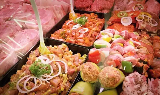 Як довго можна зберігати та в яких умовах тримати мариноване м'ясо для шашлику (ФОТО) Рецепти - Як довго можна зберігати та в яких умовах тримати мариноване м'ясо для шашлику (ФОТО)