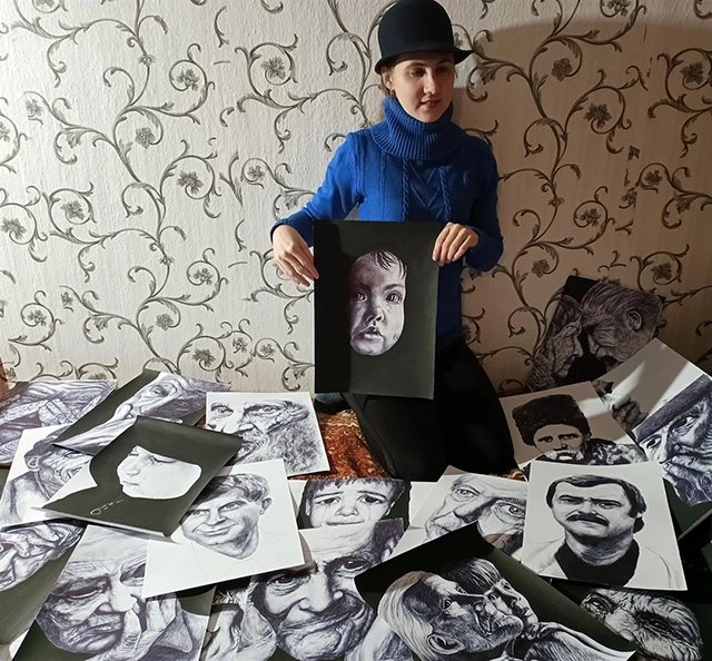 Без категорії - Художниця з Херсона Качаленко Тамара (Vita Black) намалювала емоції людей у перервах між обстрілами (ФОТО)