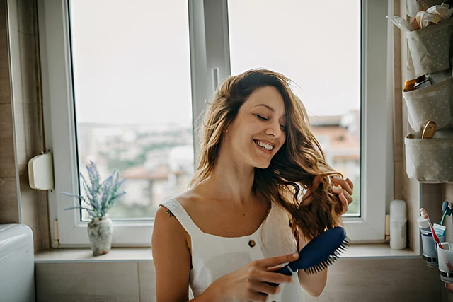 Локони без плойки: 5 способів створити чарівні кучері вдома 💁♀️ – Modista - Жіночий журнал Без категорії - Локони без плойки: 5 способів створити чарівні кучері вдома 💁♀️