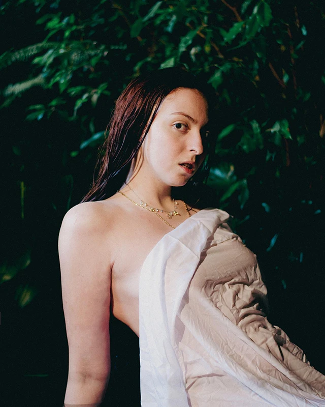 Без категорії - Дочка Олі Полякової Маша знялася у новій фотосесії без білизни (ФОТО)