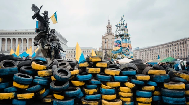 Без категорії - День Гідності та Свободи: вшановуємо боротьбу за вільну Україну