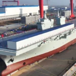 Без категорії - Китайські "морські дрони": новий десантний корабель з катапультою вражає світ