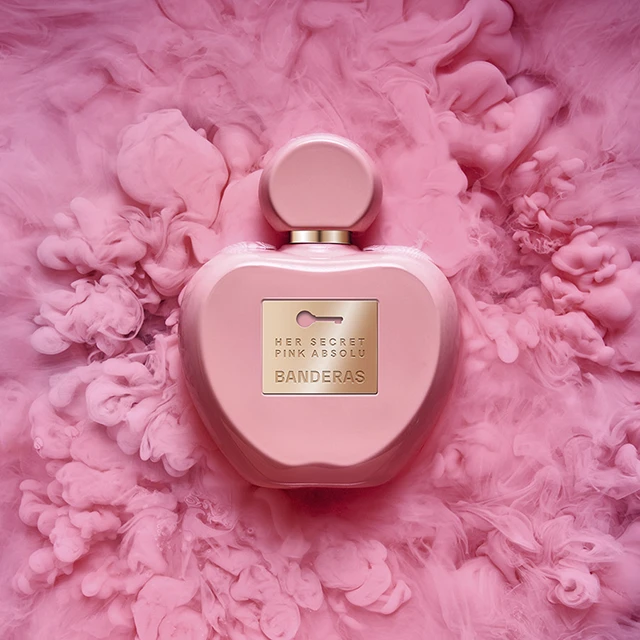 Цей парфум зробить вас королевою спокуси: Antonio Banderas представив Her Secret Pink Absolu! – Modista - Жіночий журнал Без категорії - Цей парфум зробить вас королевою спокуси: Antonio Banderas представив Her Secret Pink Absolu!