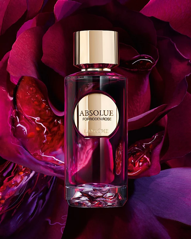 Без категорії - Несподіваний дует: Lancôme презентує Forbidden Rose – троянда, що розкривається інжиром