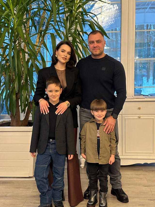 Галина Денисюк відверто про 1 вересня: «Цьогоріч для нашої сім’ї особливе свято» – Modista - Жіночий журнал Без категорії - Галина Денисюк відверто про 1 вересня: «Цьогоріч для нашої сім’ї особливе свято»