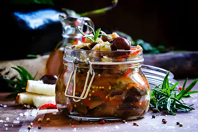 Preservation and pickling. Fermented Eggplants for Winter: The Ideal Homemade Recipe with Stuffing &ndash; Modista Women's Magazine