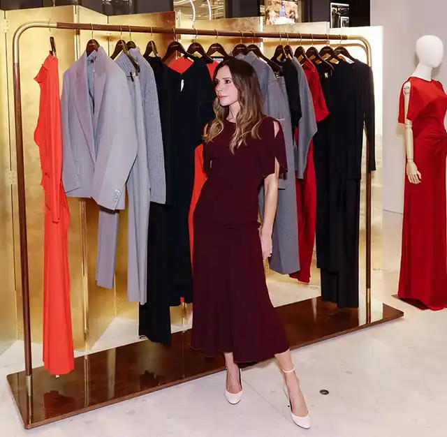 Beckham ushers in a new era: Victoria shows off London showroom in a "$1300 wine-coloured" dress – Modista Women's Magazine Fashion. Beckham ushers in a new era: Victoria shows off London showroom in a "$1300 wine-coloured" dress – Modista Women's Magazine