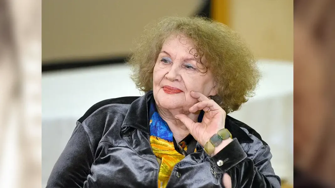 Ліна Костенко Та Мешканці Будинку В Центрі Києва Залишилися Без Тепла Й Світла (ВІДЕО) Modista - Жіночий журнал Modista - Жіночий журнал - Ліна Костенко Та Мешканці Будинку В Центрі Києва Залишилися Без Тепла Й Світла (ВІДЕО)