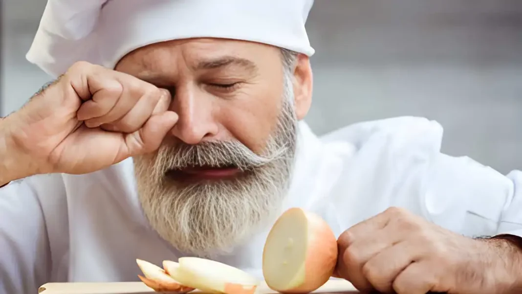 Як Не Плакати Від Цибулі: Секрети Шеф-кухарів Для Комфортного Нарізання Овочів Без Сліз Modista - Жіночий журнал Modista - Жіночий журнал - Як Не Плакати Від Цибулі: Секрети Шеф-кухарів Для Комфортного Нарізання Овочів Без Сліз