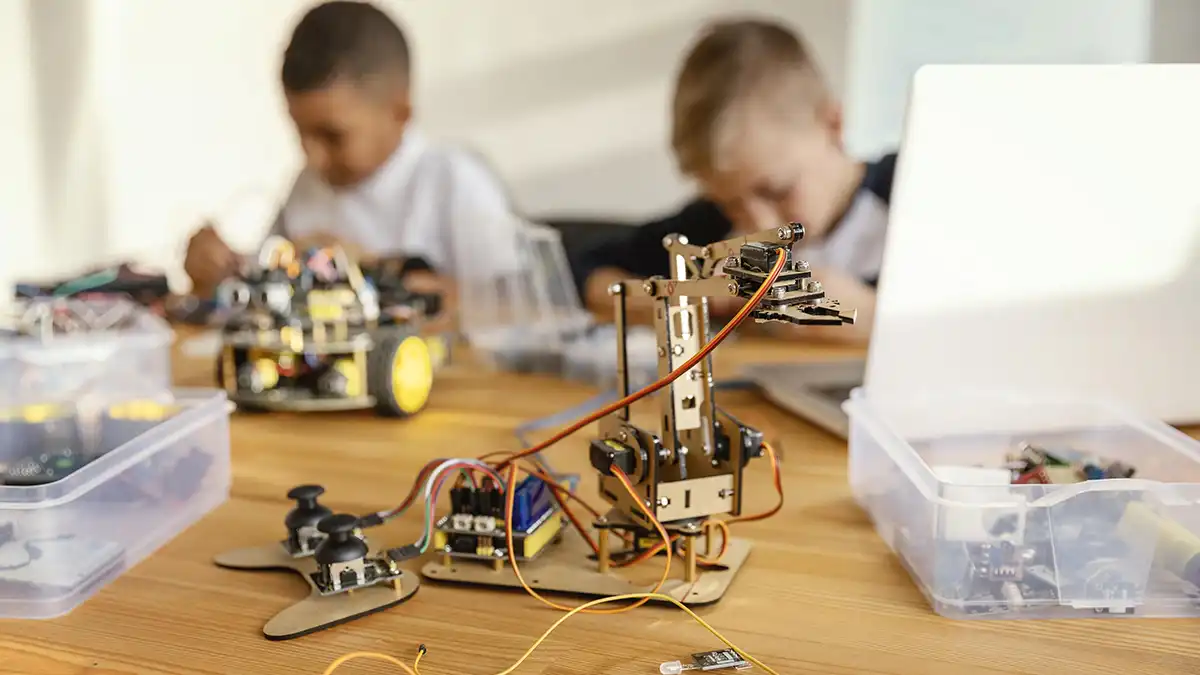 Ukraine Facility та STEM – як перетворити підтримку ЄС на сучасні STEM-лабораторії у вашій школі Ukraine Facility та STEM – як перетворити підтримку ЄС на сучасні STEM-лабораторії у вашій школі