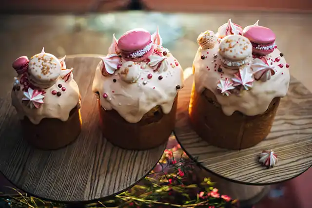 Forget the colored sprinkles: 7 fresh Paska decoration trends that'll be at the peak of popularity in 2026 Modista - Жіночий журнал Modista - Women's magazine - Forget colored sprinkles: 7 fresh Paska decoration trends for 2026