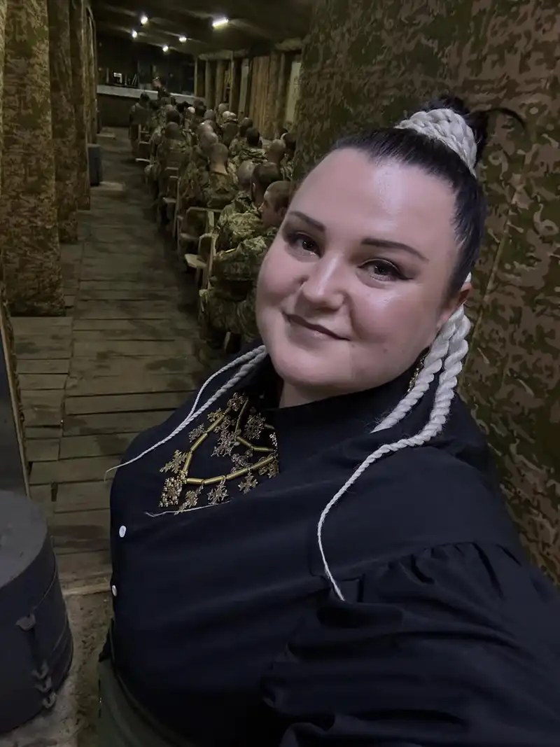 MODISTA - Alyona Alyona Та Її Новомиргород — Відверта Сповідь Про Самогон У 12 Років Та Дитячий Булінг