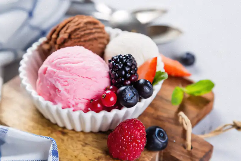 The One Unexpected Freezer Staple That Makes The Creamiest Guilt-Free Ice Cream In 5 Minutes | MODISTA